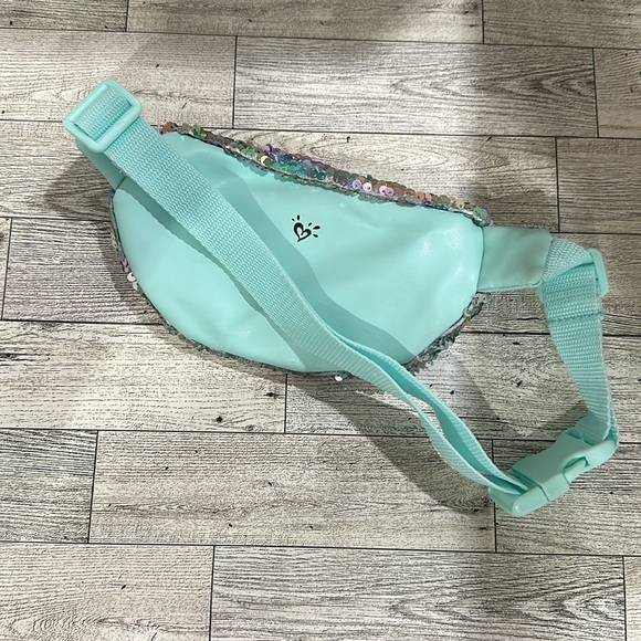 Blue sparkling sequins rainbow Fanny pack - Picture 5 of 5